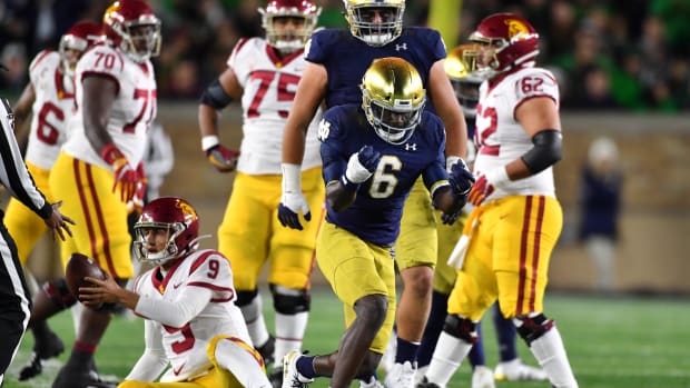 Notre Dame LB Jeremiah Owusu-Koramoah